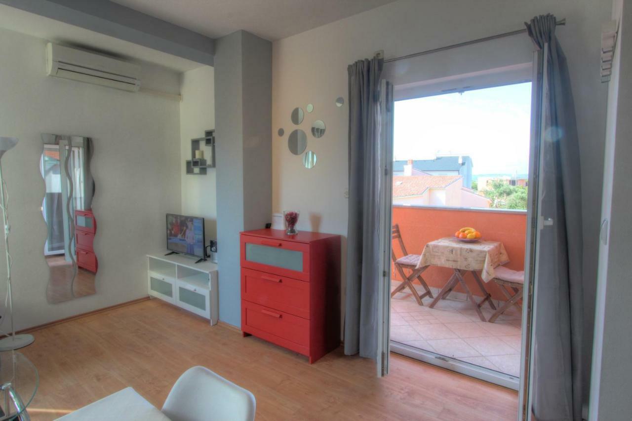 Apartman Pula Buitenkant foto